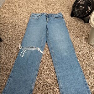 Abercrombie & Fitch The ‘90s Straight Mid Rise